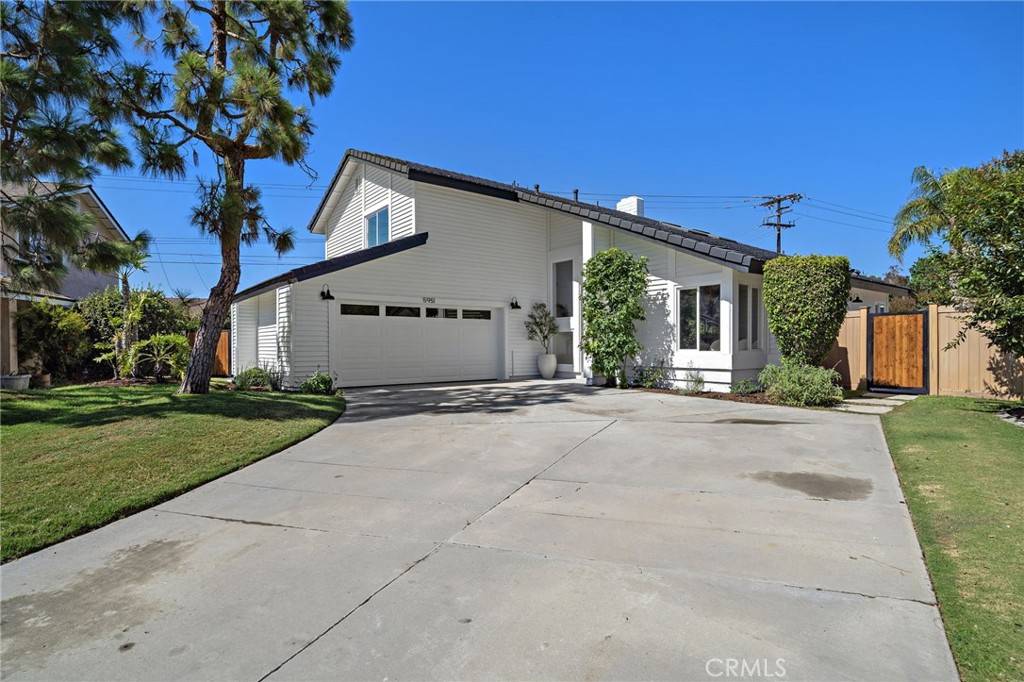 Huntington Beach, CA 92649,5951 Lancefield DR