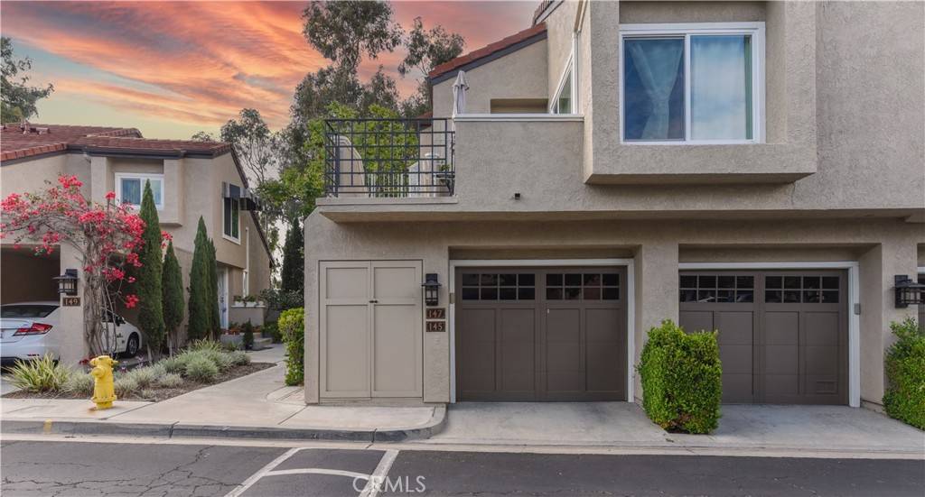 Irvine, CA 92612,145 Stanford CT #35