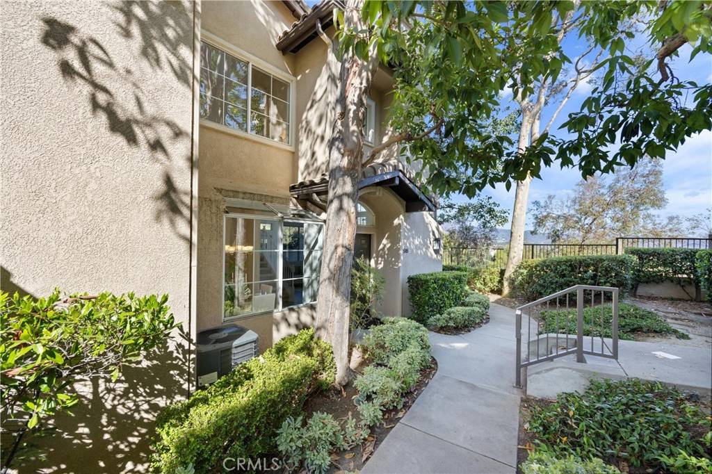 Rancho Santa Margarita, CA 92688,98 Tierra Montanosa