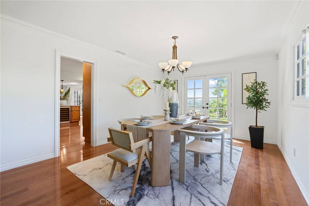 Pasadena, CA 91107,2500 Canyon View LN