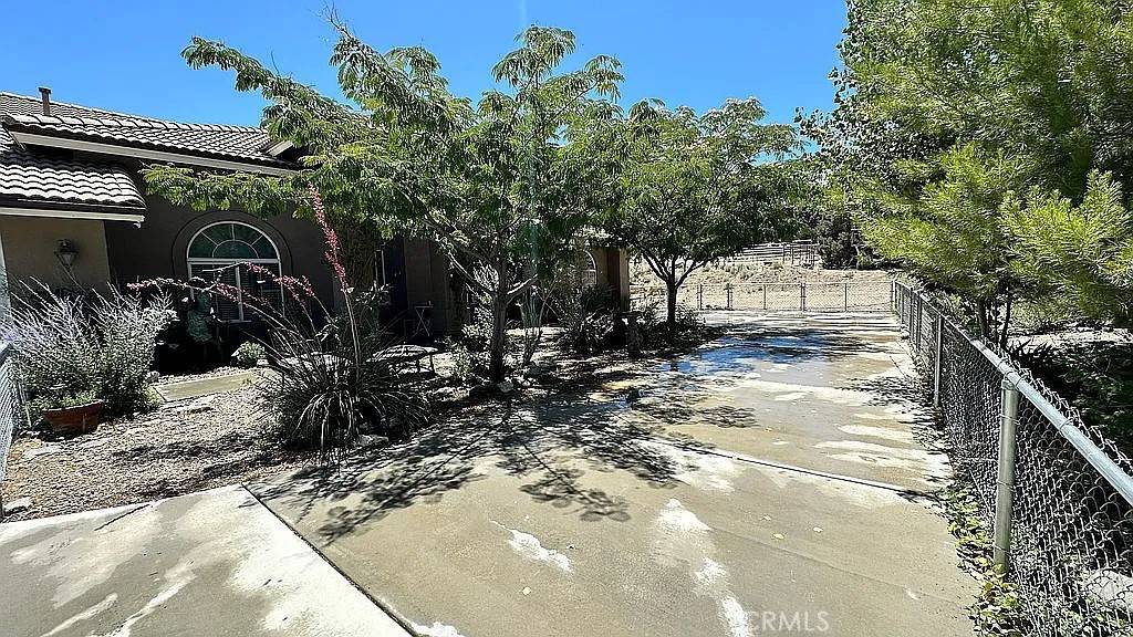 Pinon Hills, CA 92372,2235 Pegasus WAY