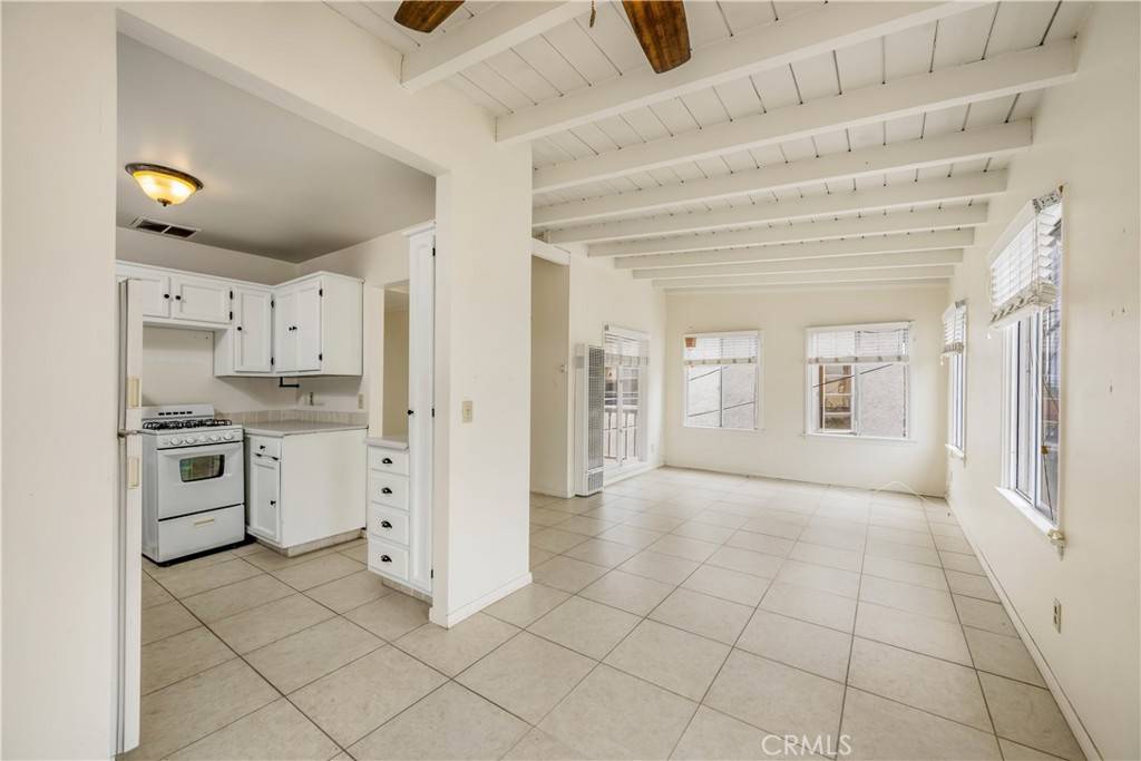 Corona Del Mar, CA 92625,711 .5 Goldenrod AVE