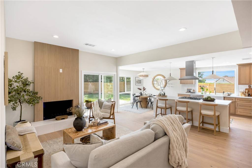 Mission Viejo, CA 92691,25652 Cervantes LN