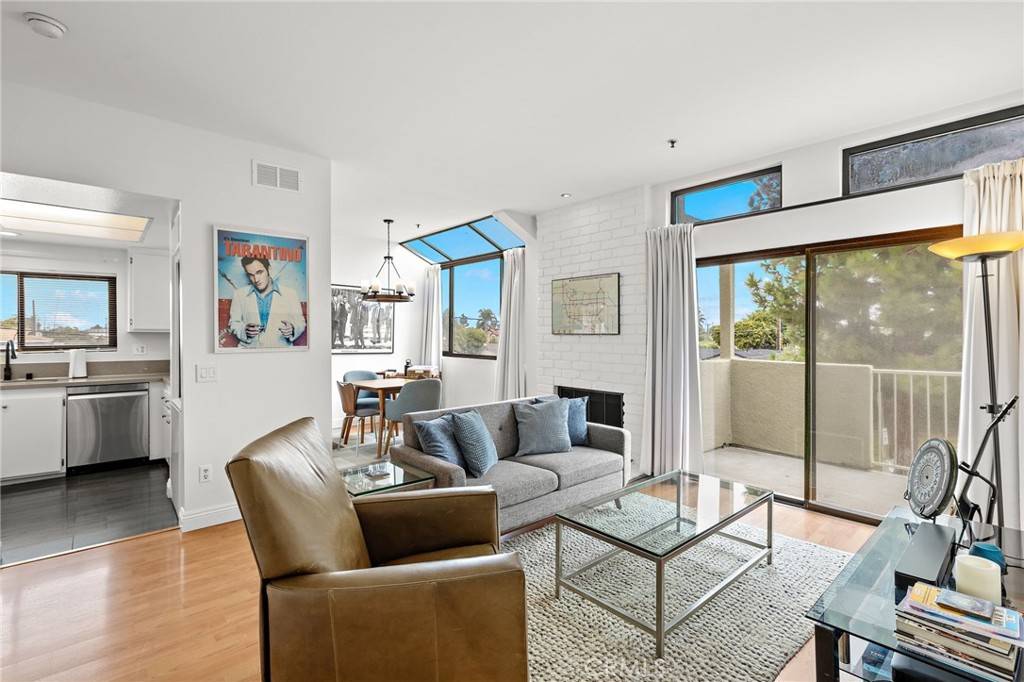 Huntington Beach, CA 92647,17641 Sergio CIR #203