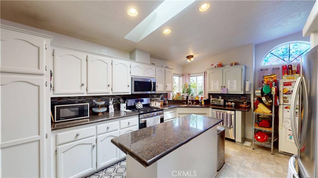Huntington Beach, CA 92646,19361 Brookhurst ST #22