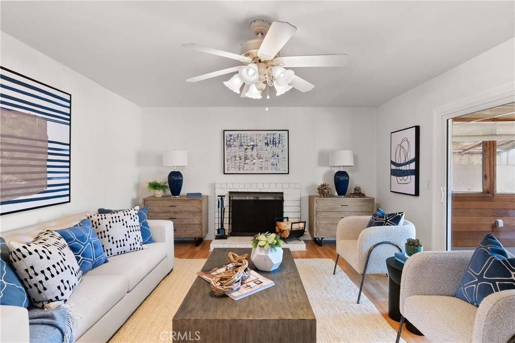 Huntington Beach, CA 92649,5302 CALIENTE DRIVE