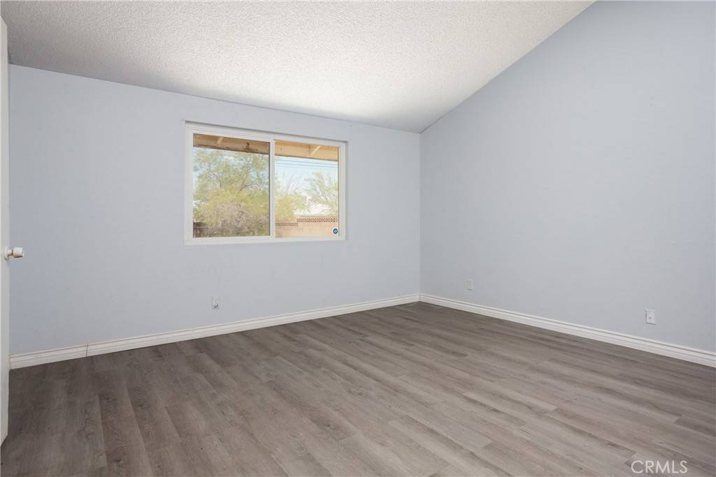 California City, CA 93505,21108 79th ST