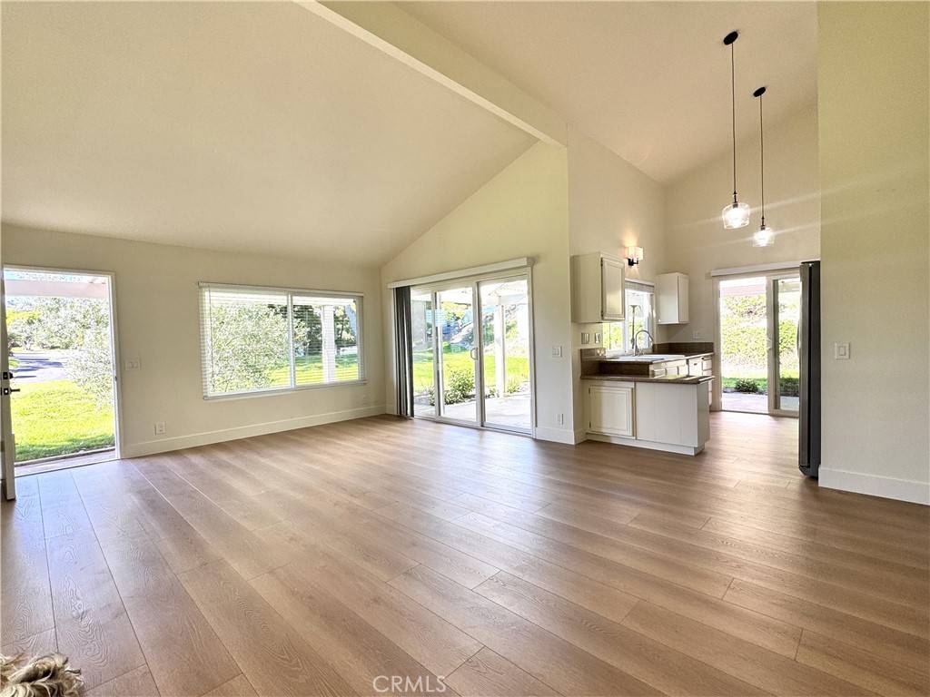 San Clemente, CA 92672,162 Calle Cuervo