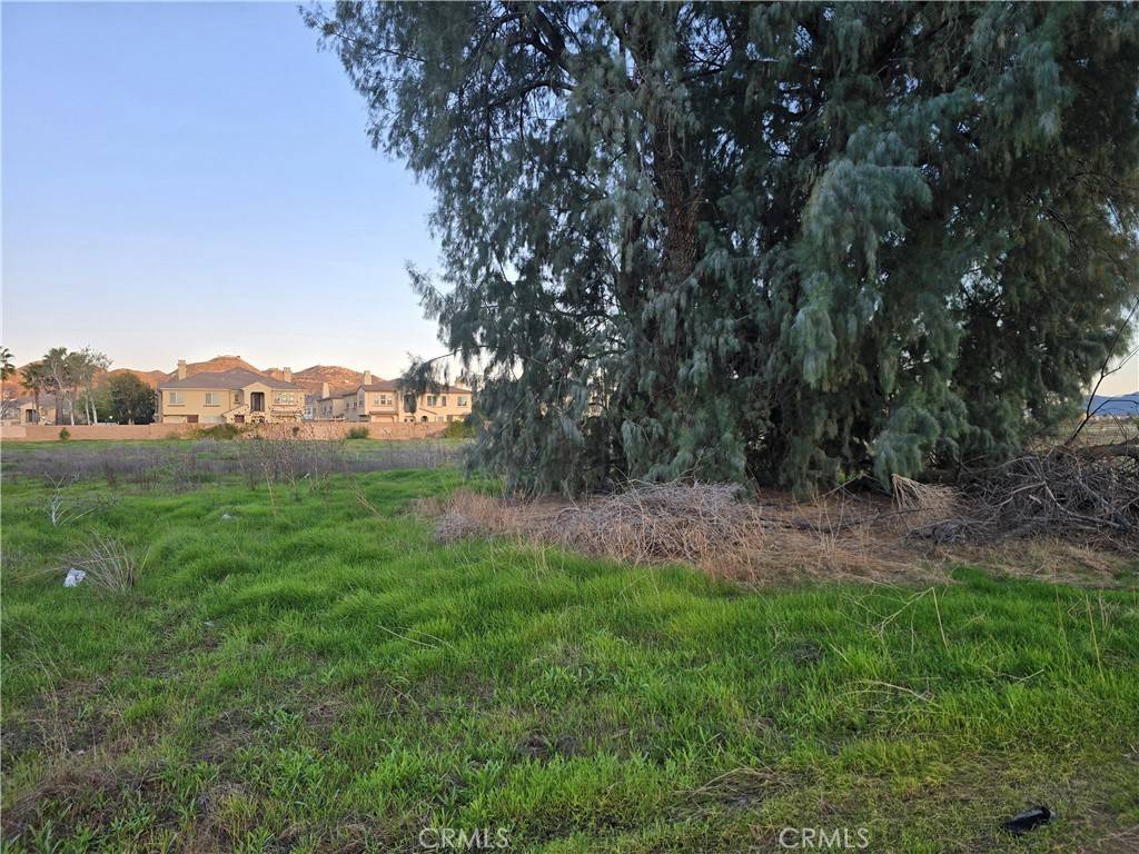 Lake Elsinore, CA 92530,0 Herbert