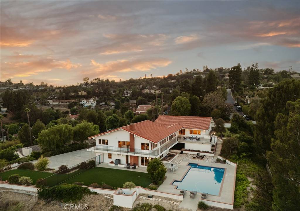 North Tustin, CA 92705,10181 Overhill DR