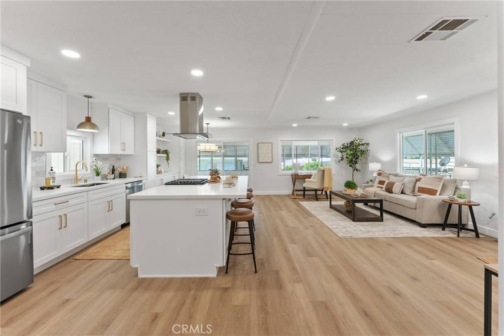 Yorba Linda, CA 92886,16942 Lake Ridge WAY
