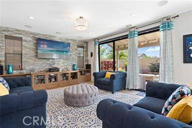 Irvine, CA 92618,109 Sabiosa