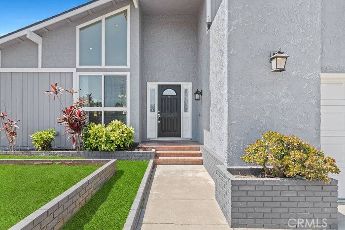 Orange, CA 92865,3002 N Pinewood ST