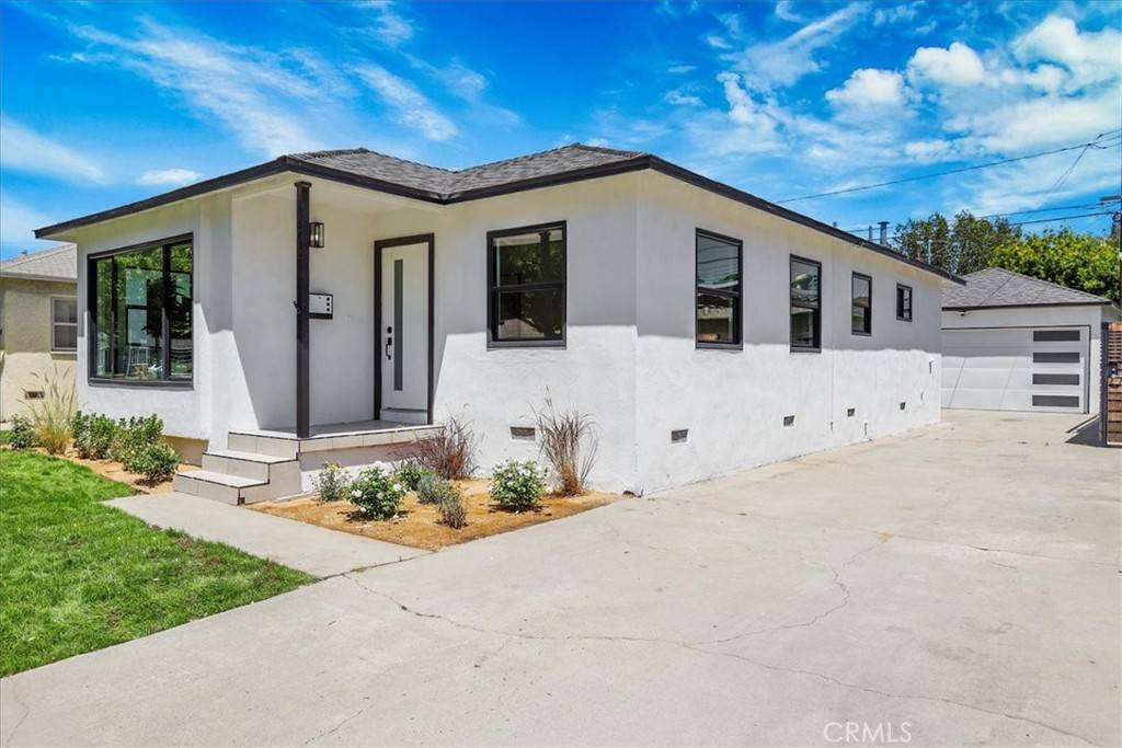 Lakewood, CA 90713,5232 Adenmoor AVE