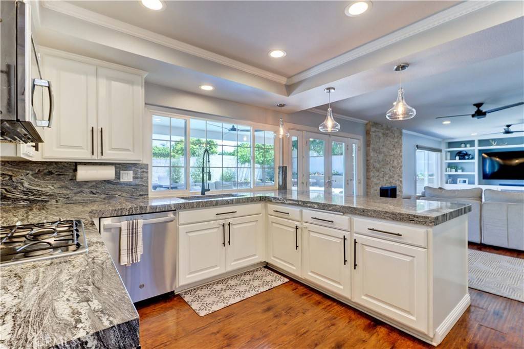Mission Viejo, CA 92691,25701 Minoa DR