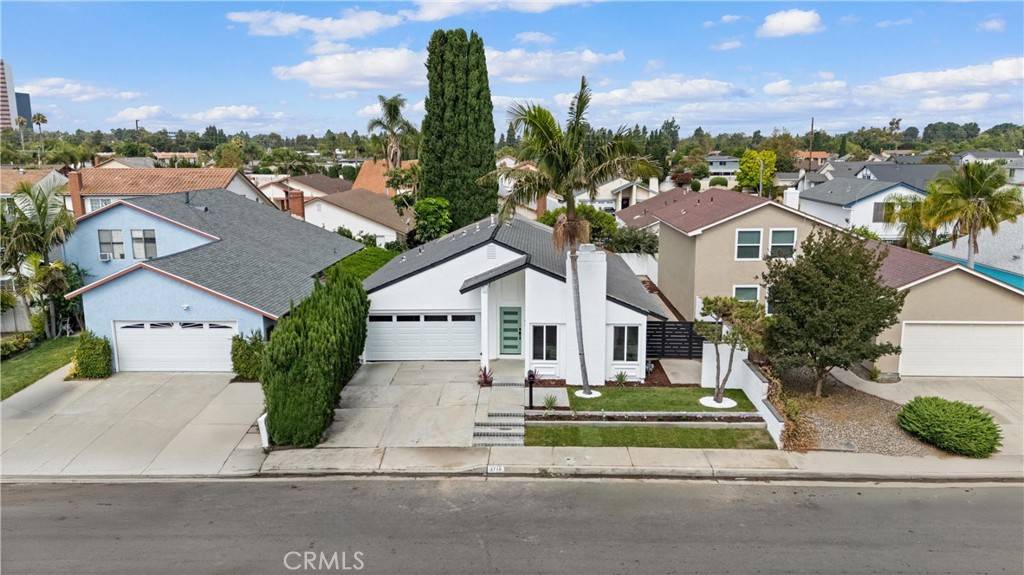 Santa Ana, CA 92707,3718 S Garnsey ST