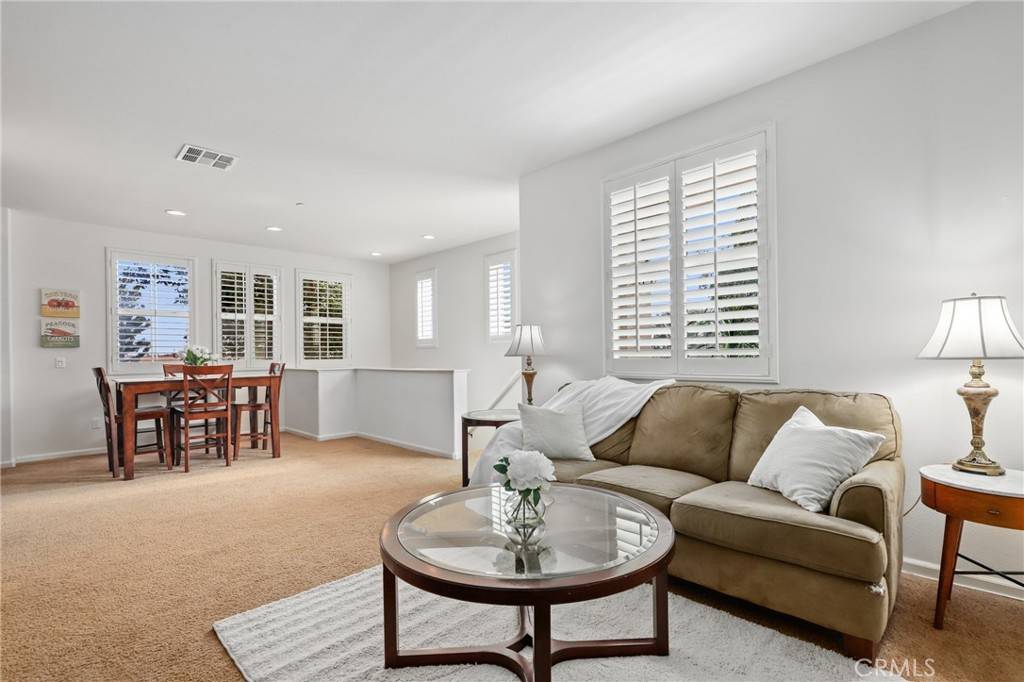 Stanton, CA 90680,11326 Castello