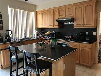 Irvine, CA 92606,16 Del Ventura