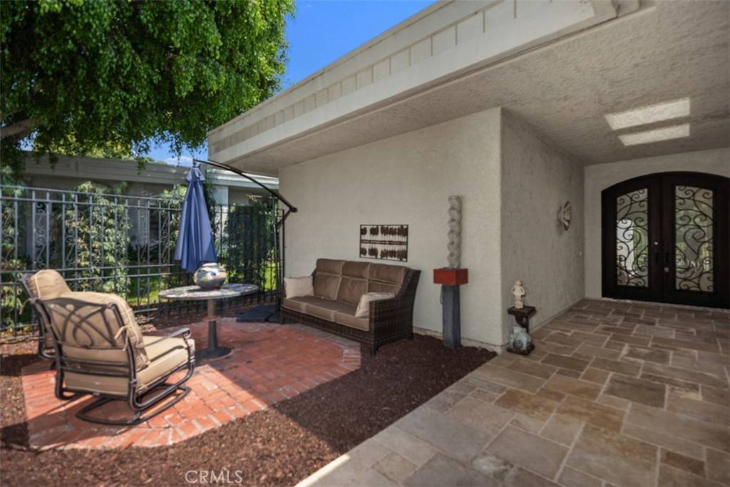 Laguna Woods, CA 92637,5562 Via Portora #A