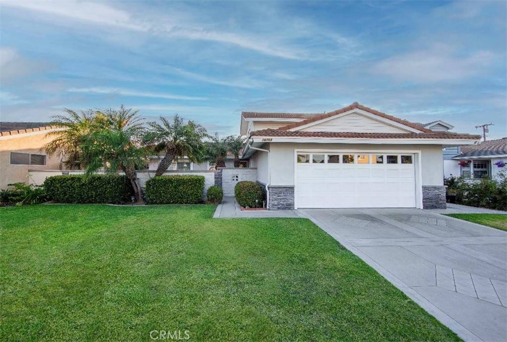 Fountain Valley, CA 92708,16705 Cedar CIR