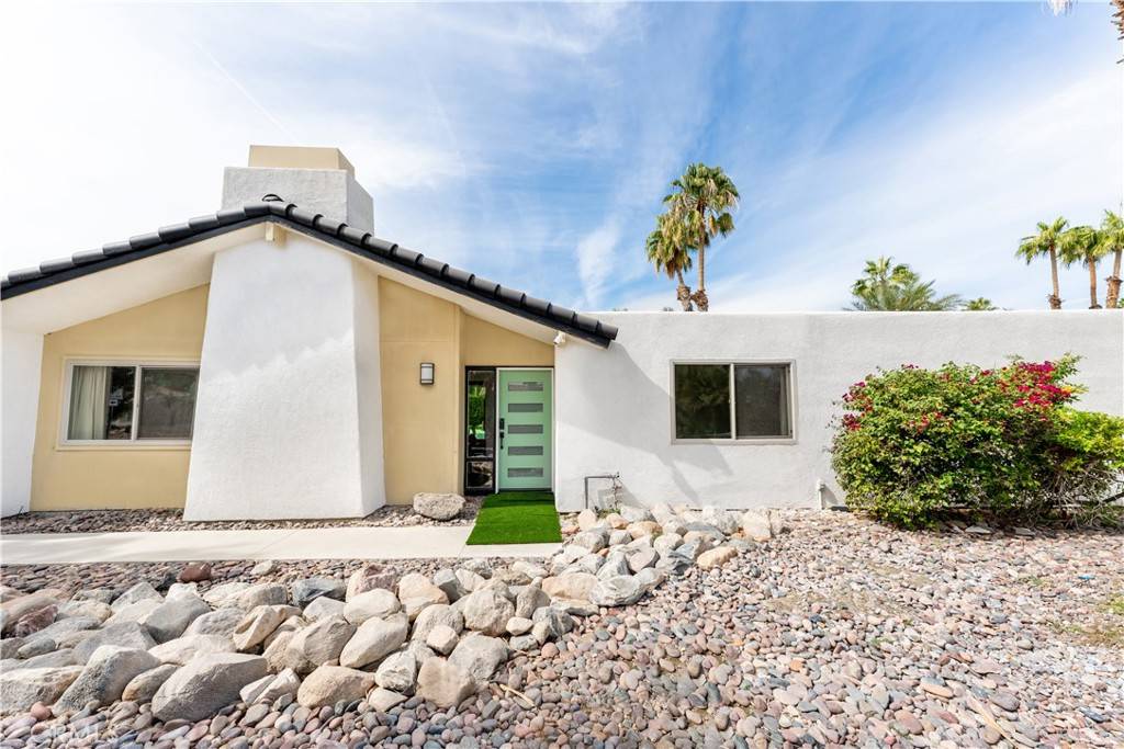 Palm Springs, CA 92262,515 N Burton WAY
