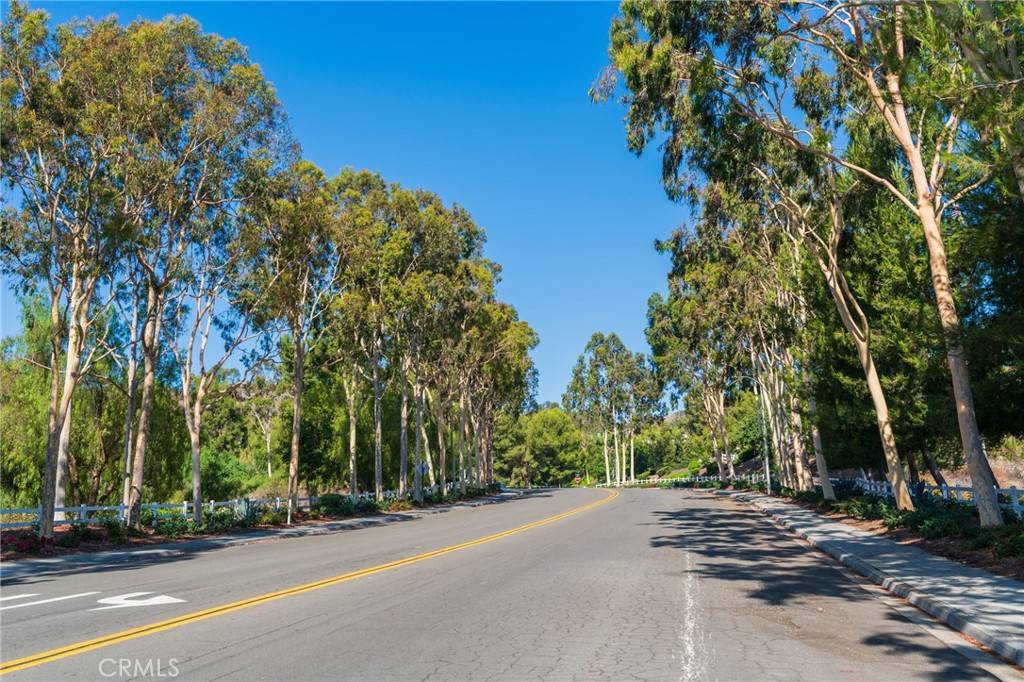 Riverside, CA 92503,17639 Mountain CT