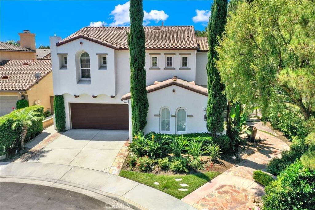 Irvine, CA 92602,2 Grapevine