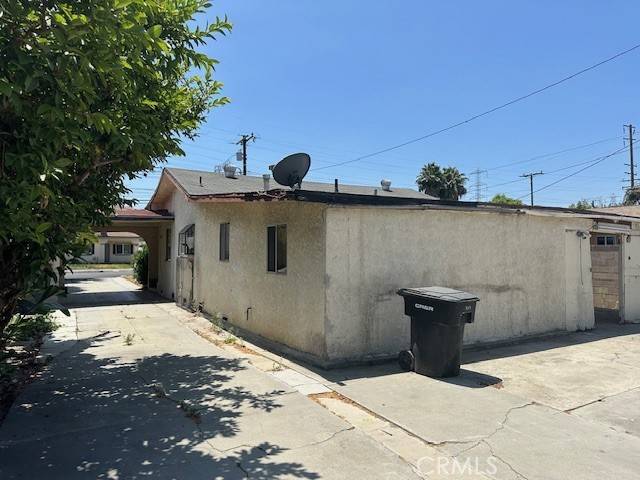Bellflower, CA 90706,9617 Rose ST
