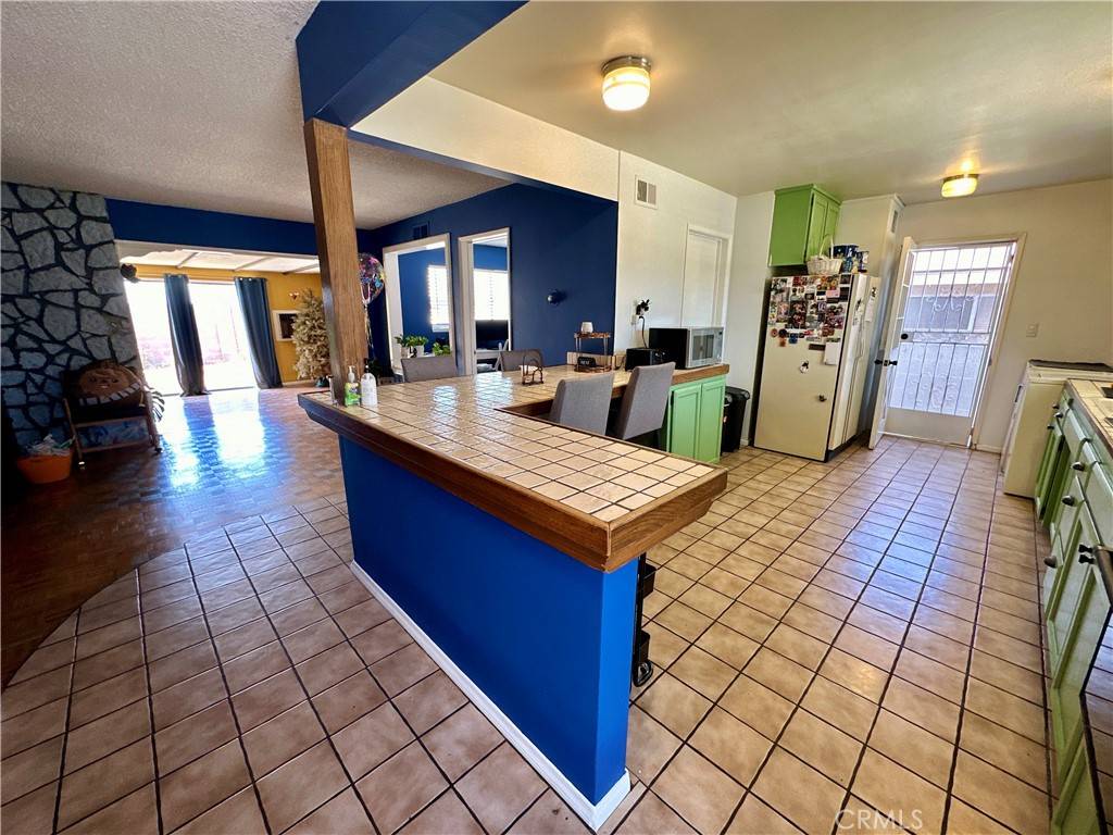 Buena Park, CA 90620,7490 Santa Elena DR