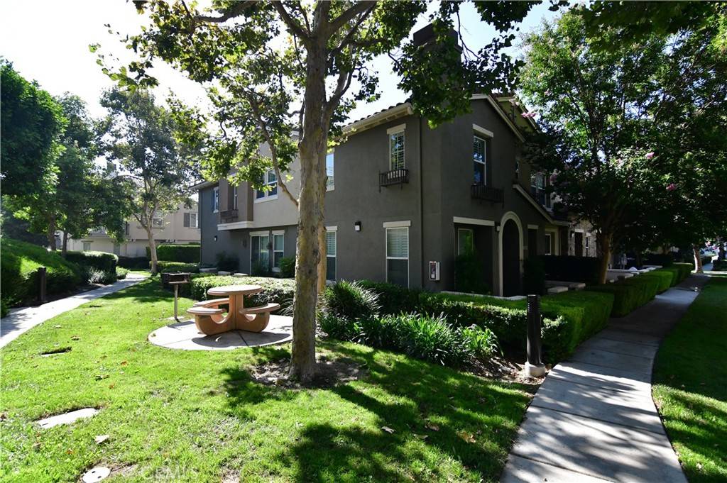 Eastvale, CA 91752,6313 Amadora Lane