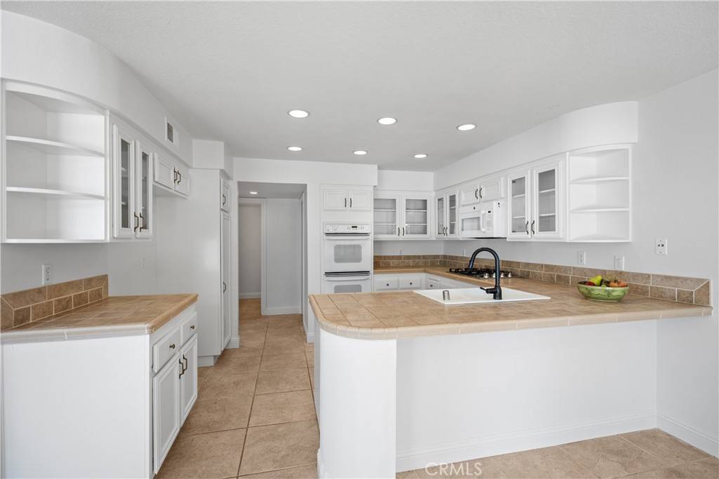 Rancho Santa Margarita, CA 92688,33 Calle Maria