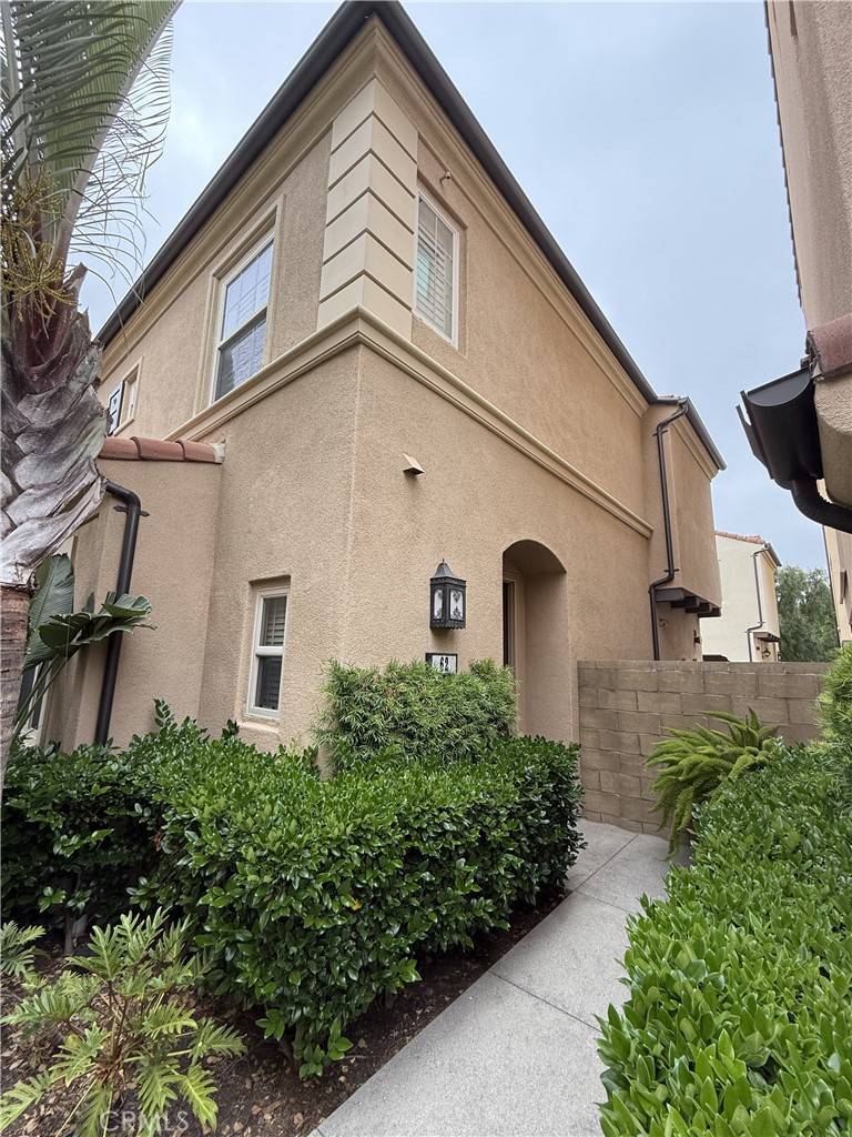 Irvine, CA 92620,62 Strawberry