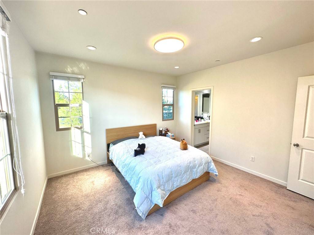 Irvine, CA 92620,107 Tallowood