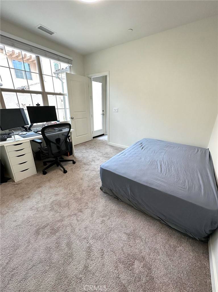 Irvine, CA 92620,107 Tallowood