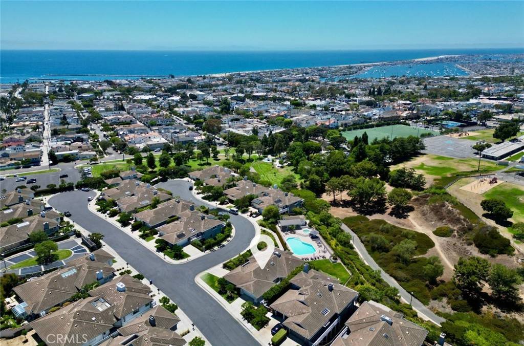 Corona Del Mar, CA 92625,915 Gardenia WAY
