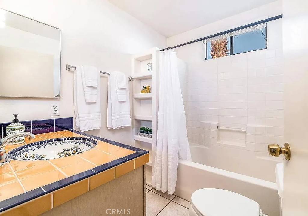 La Quinta, CA 92253,53420 Avenida Velasco