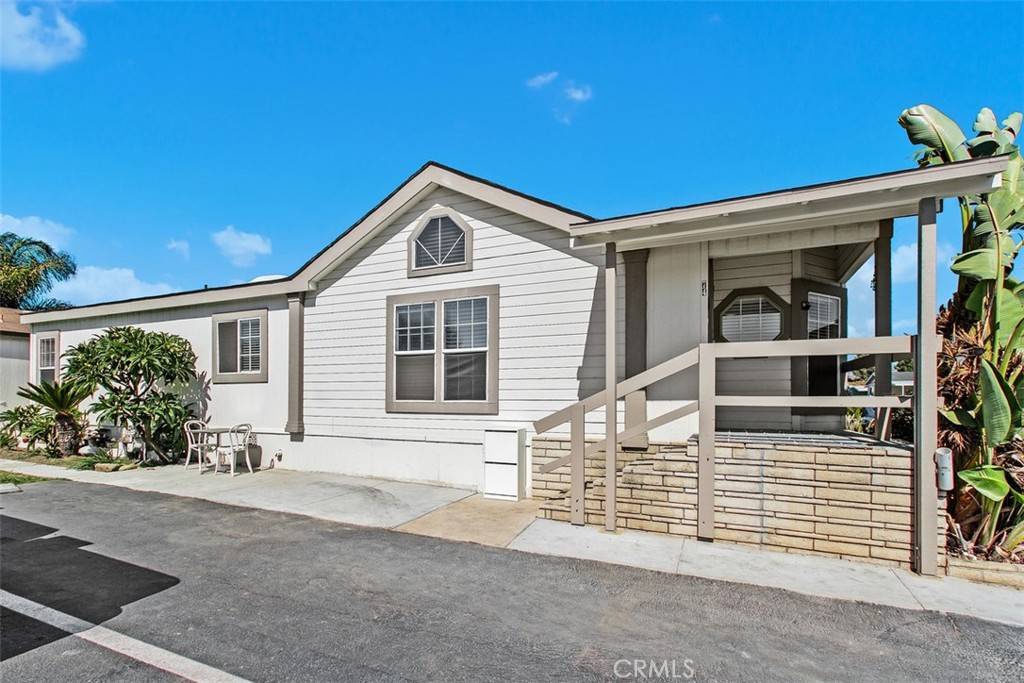 Anaheim, CA 92807,5815 E La Palma AVE #74