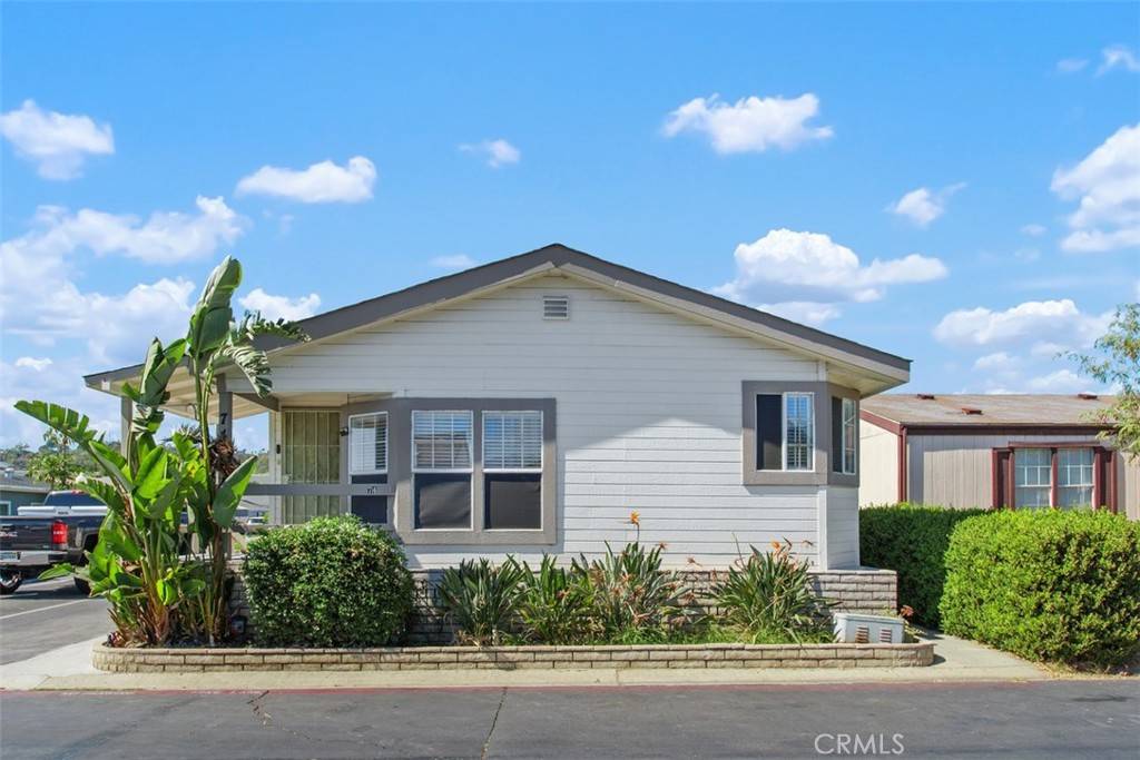 Anaheim, CA 92807,5815 E La Palma AVE #74