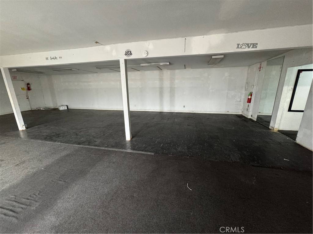 Stanton, CA 90680,10742 Beach BLVD #A