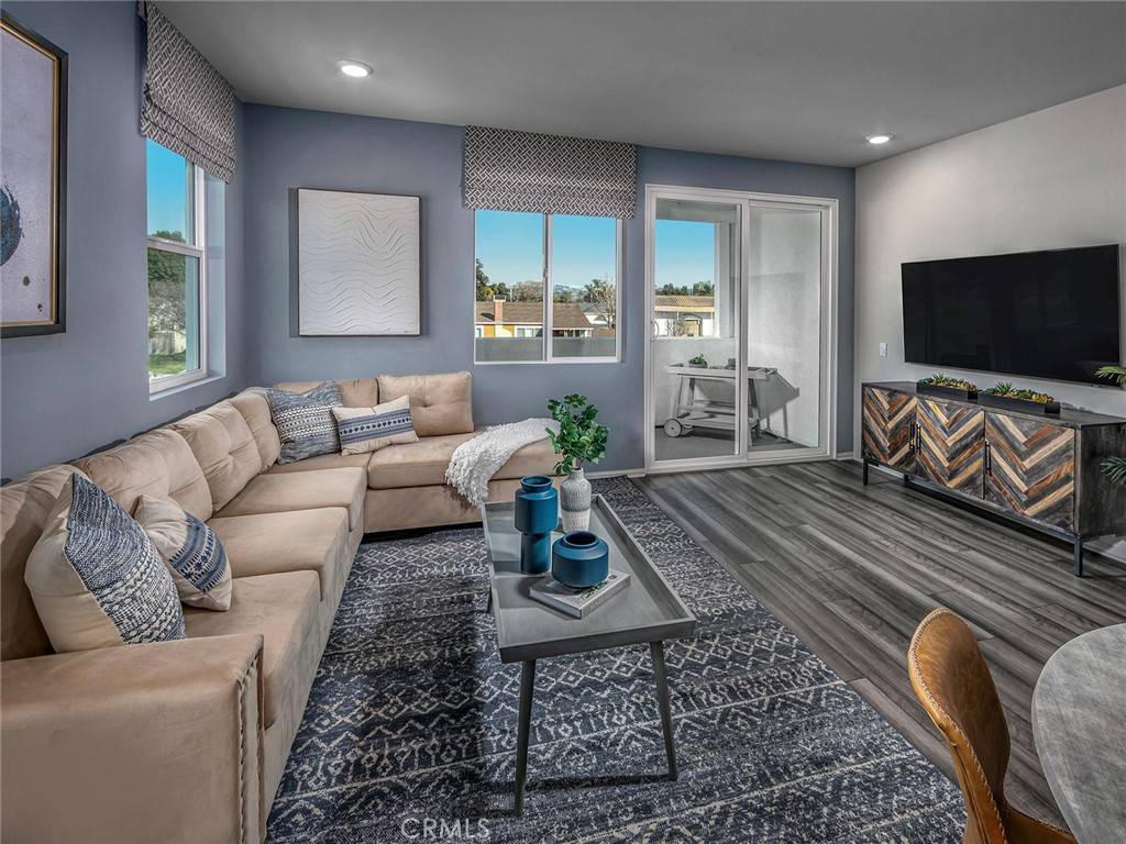 Pomona, CA 91768,1585 Stratus DR