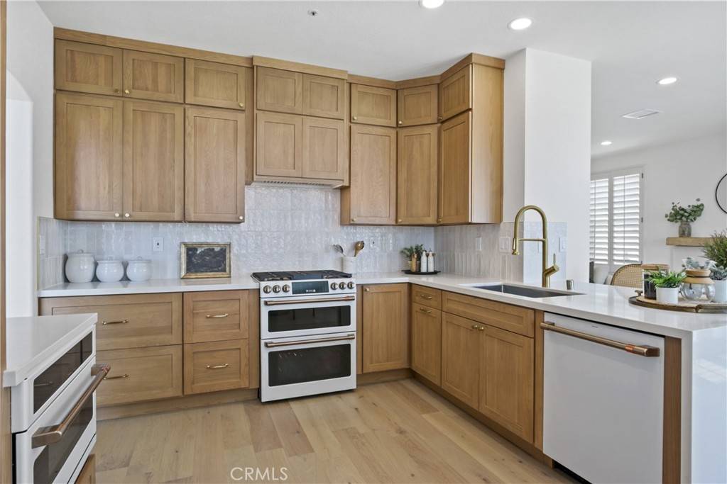 San Clemente, CA 92673,2210 Calle Opalo