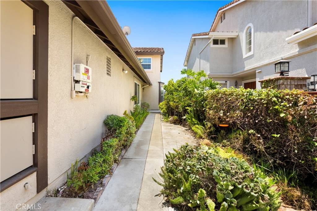 Laguna Niguel, CA 92677,24242 Briones DR