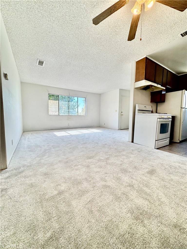 Corona, CA 92882,1382 Via Santiago #D