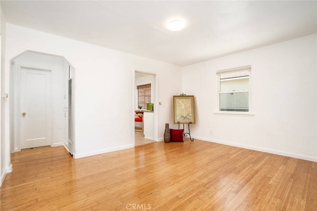Long Beach, CA 90805,1434 E 68th St.