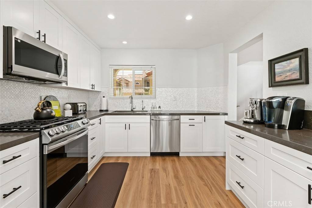 Laguna Niguel, CA 92677,5 Pointe Sur #123