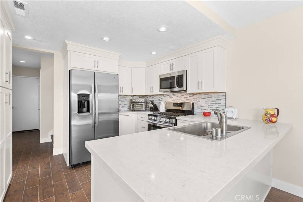 Laguna Niguel, CA 92677,24572 Via Del Oro