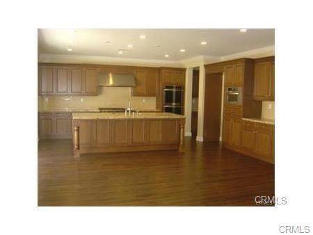 Irvine, CA 92620,59 Weston