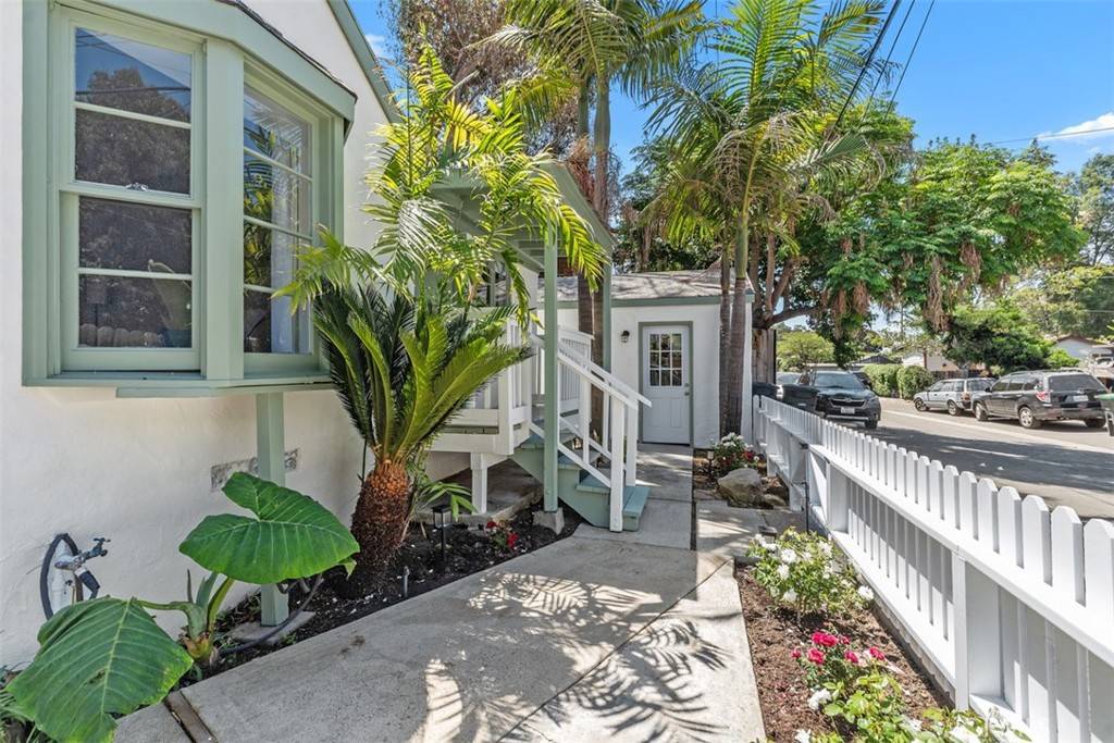 Laguna Beach, CA 92651,1595 Arroyo Drive