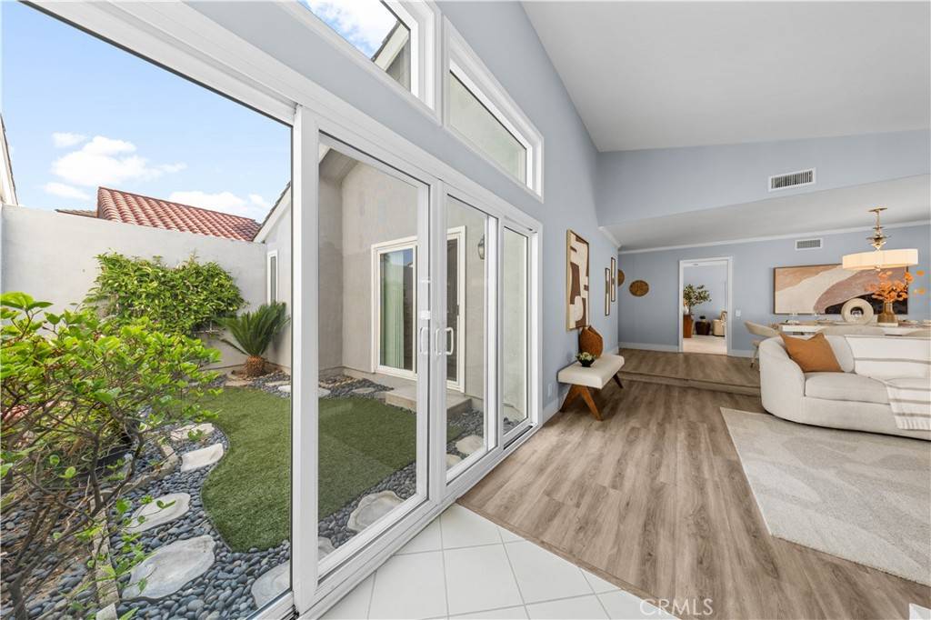 Irvine, CA 92620,17 Atlanta