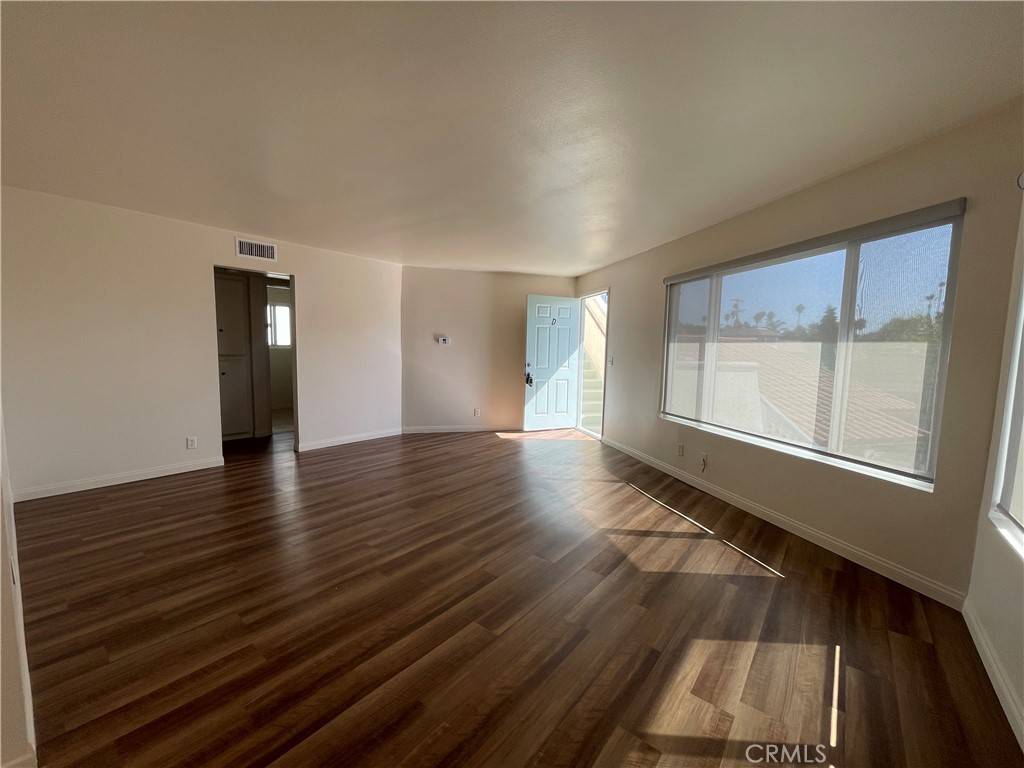 San Clemente, CA 92672,258 Avenida Victoria #D